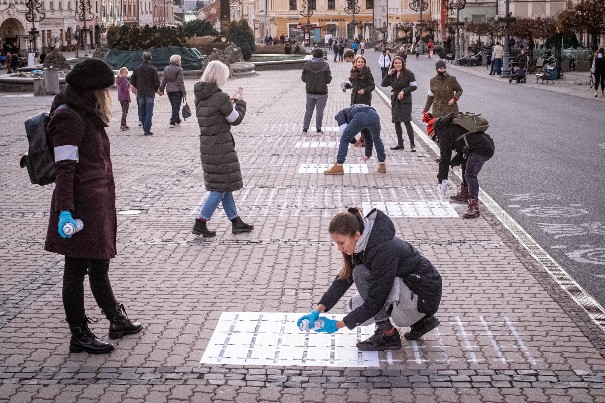 13. 725 BIELYCH KRÍŽOV pietna spomienka na obete Covidu v rámci Noci divadiel 2021 — fotografia 5