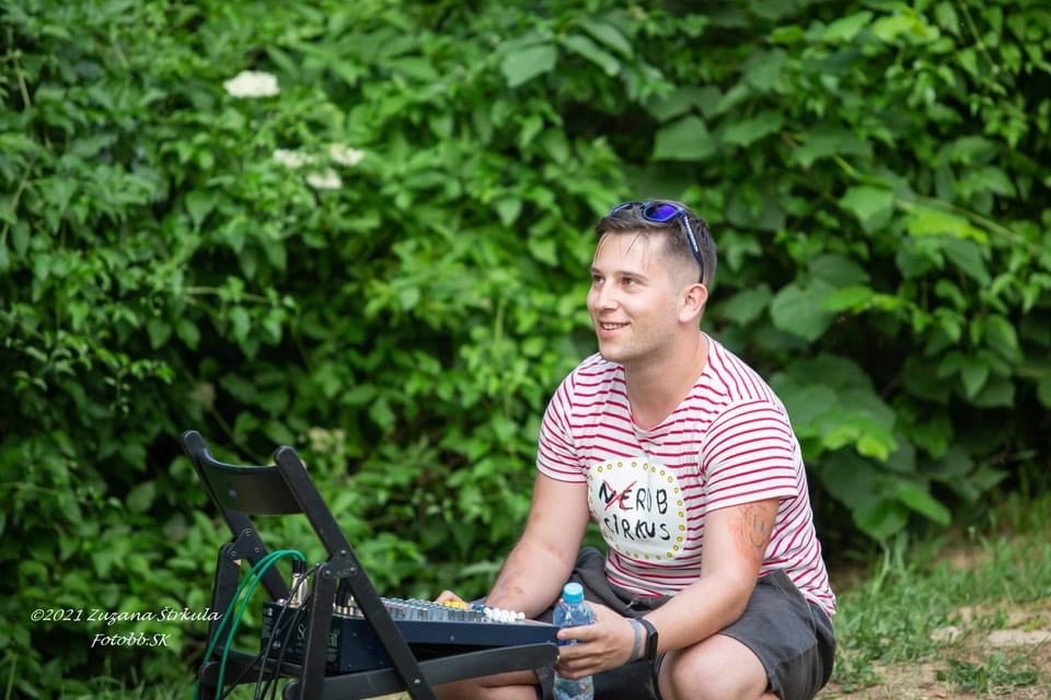 Slávka Sedlačková a Andrej Bílik na Mičinskom pitvore — fotografia 1