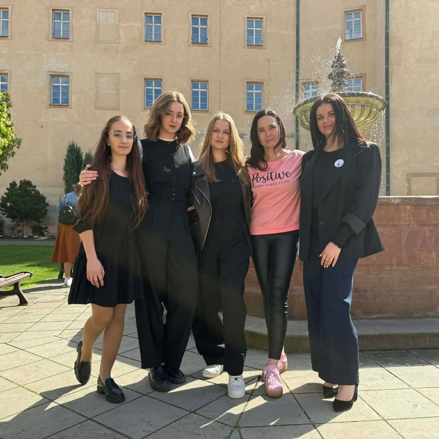 Úspech študentiek herectva na Podebradských dňoch poézie — fotografia 2